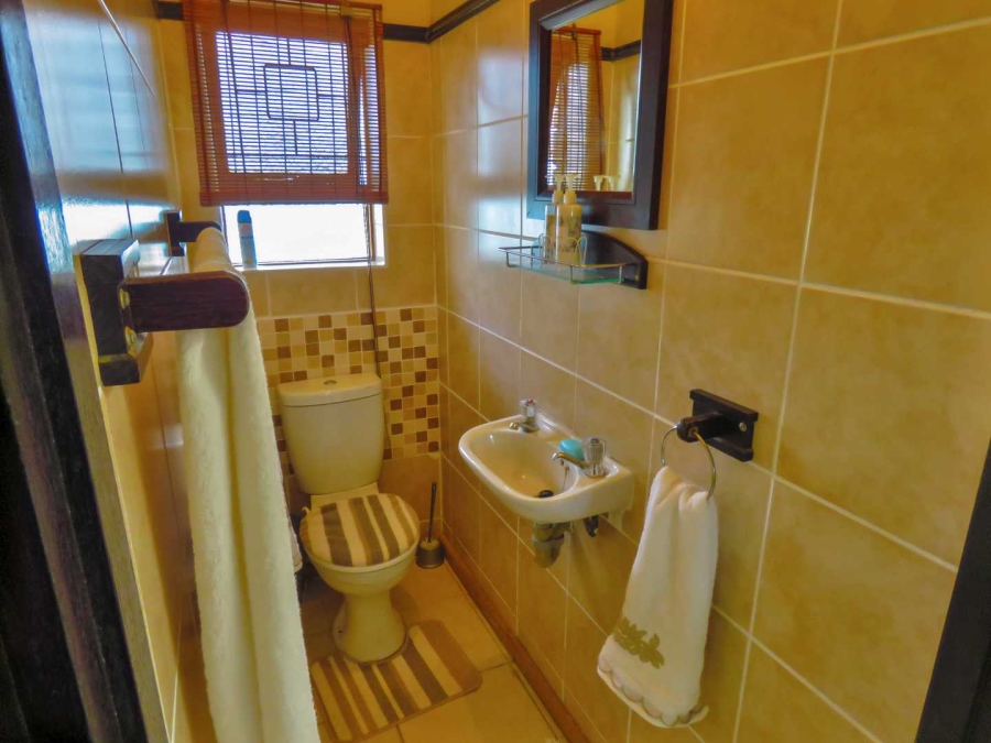 5 Bedroom Property for Sale in Amsterdamhoek Eastern Cape